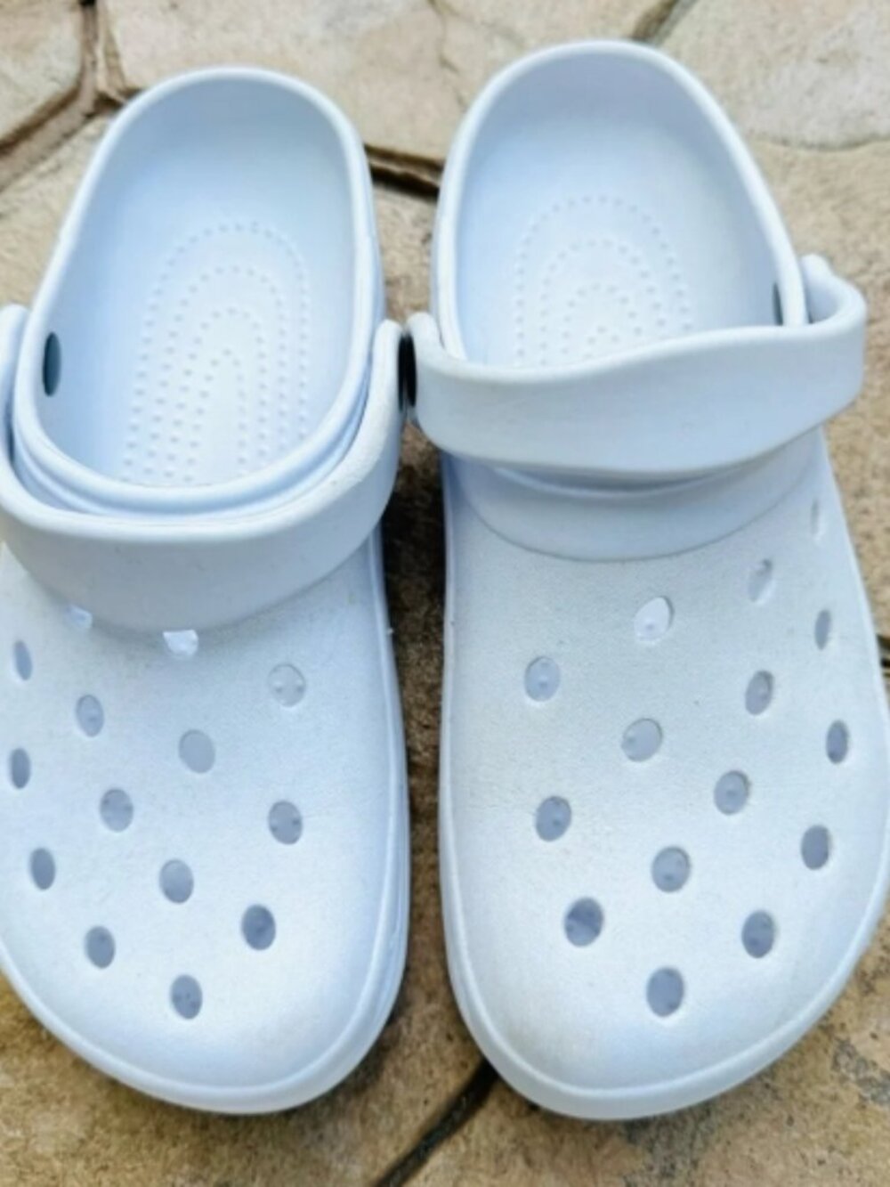 💕 3/$25 💕 Women’s Clogs (similar to crocs) size 8 W
